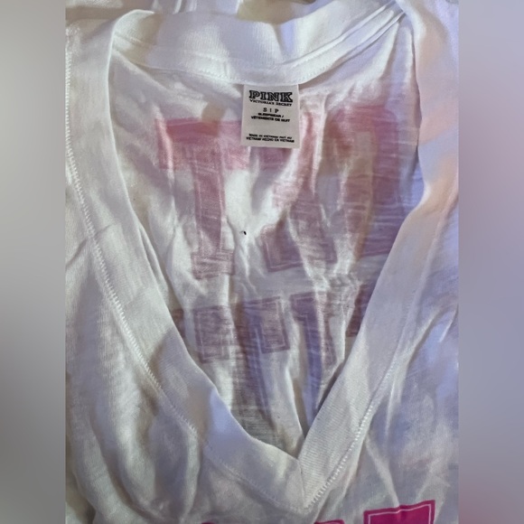 NWOT limited edition Victoria’s Secret PINK tees - Picture 5 of 5